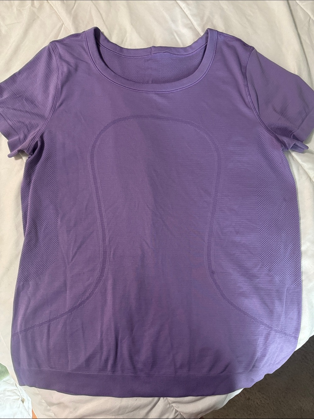 lululemon athletica Lavender Short Sleeve Tee - Picture 4 of 8